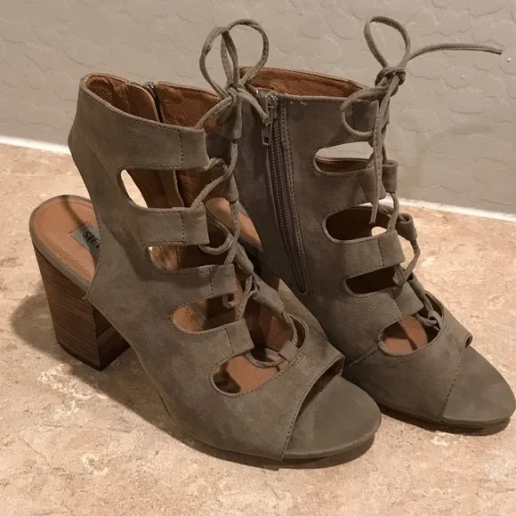 Steve Madden Laced up Gladiator Heels - Picture 3 of 8